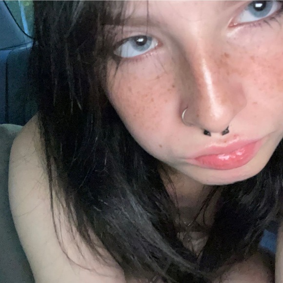 Meet your Posher, Scout - Picture 4 of 5